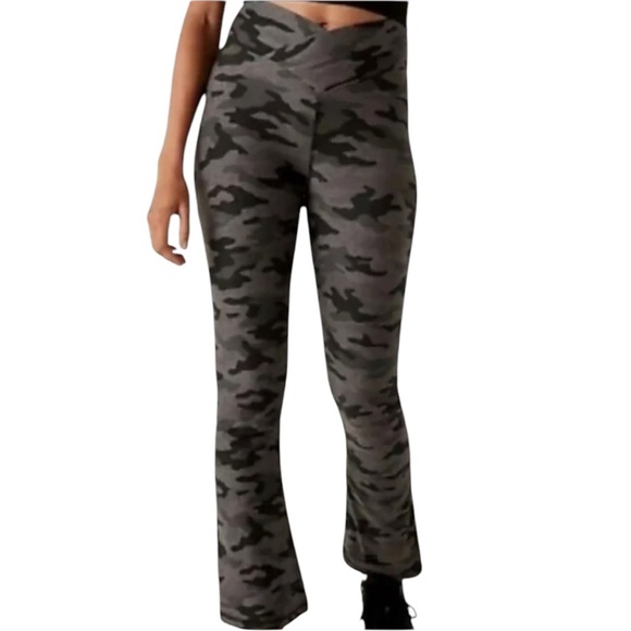 PINK Victoria’s Secret camo print leggings size XL - Picture 9 of 13